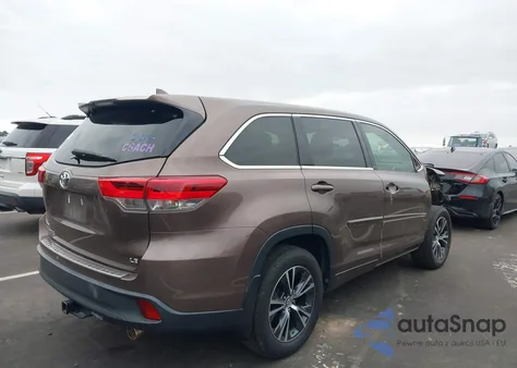2018 Toyota Highlander Le Plus from USA, damaged, VIN 5TDZZRFH1JS250909